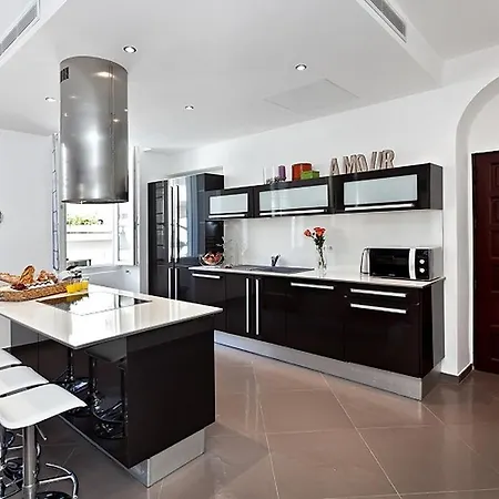 Sunlight - Amourviolette - W Rare Terrace Apartment Nice